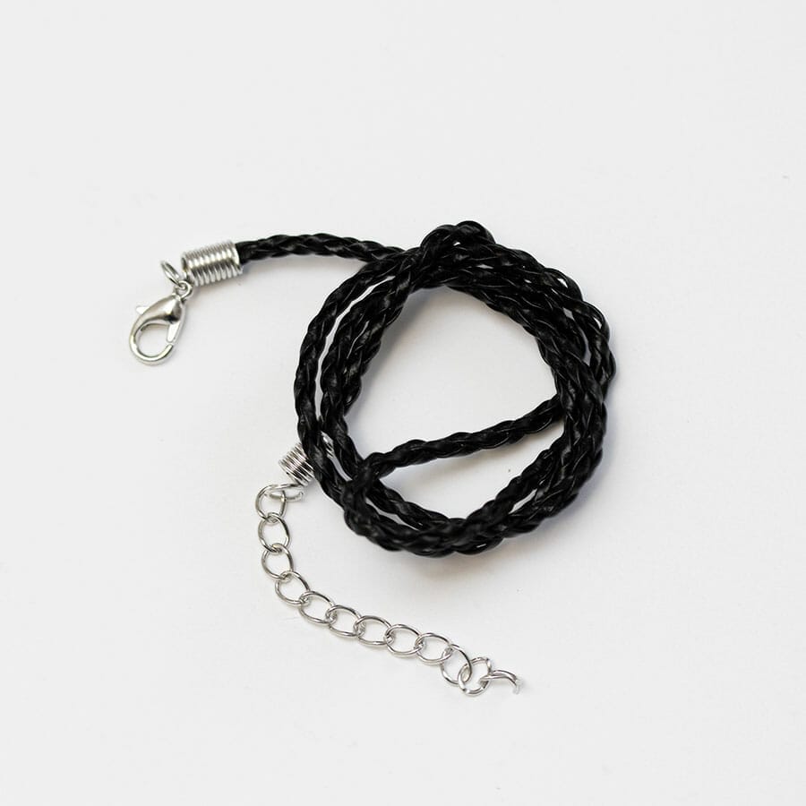 Šnúra z Eko kože pletená 46 cm čierna
